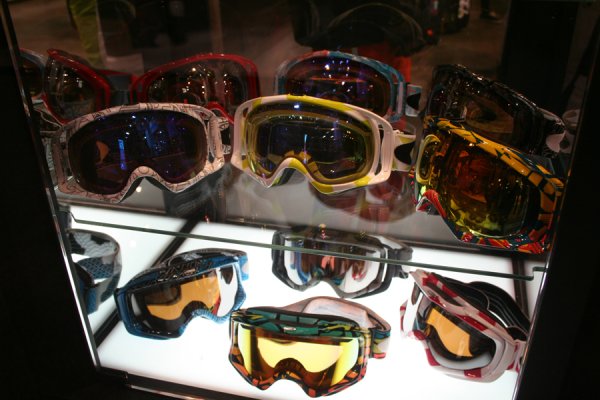 oakley_2