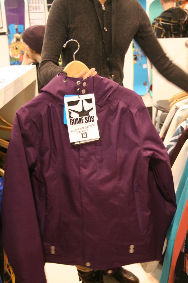 romeouterwear_19