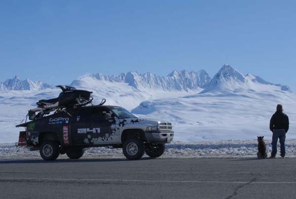 me-summit-and-truck-ak